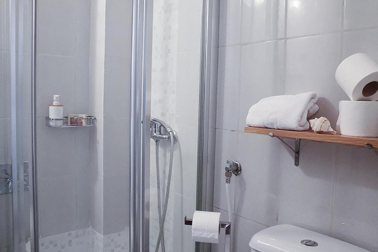 לינה וארוחת בוקר טרנקוזו Vale A Pena Residencial מראה חיצוני תמונה