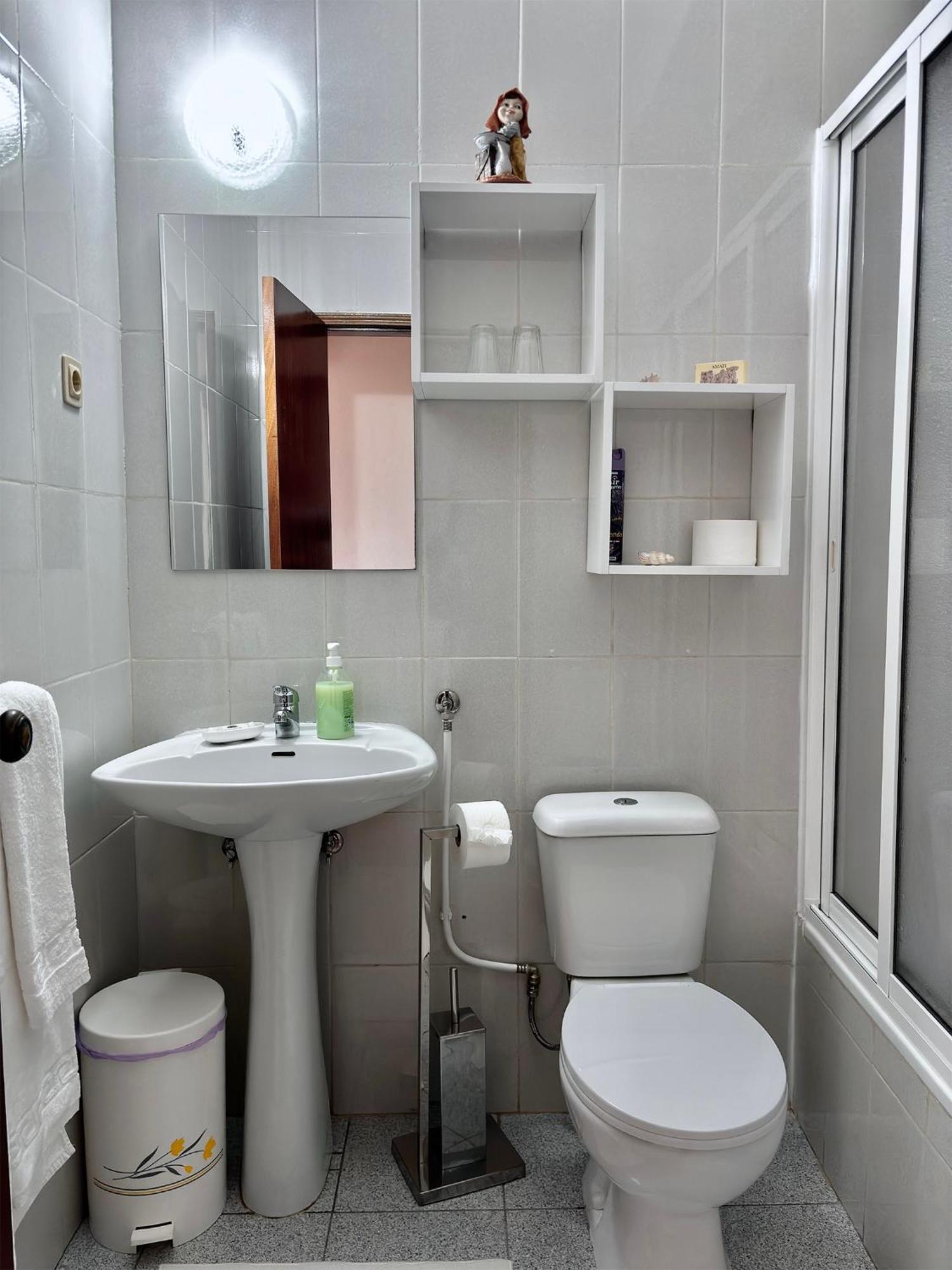 לינה וארוחת בוקר טרנקוזו Vale A Pena Residencial מראה חיצוני תמונה